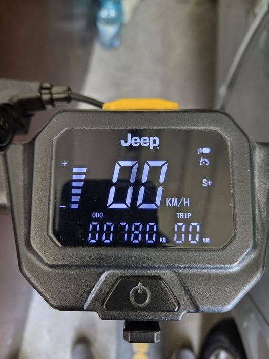 Hulajnoga Elektryczna JEEP 2XE Adventurer
