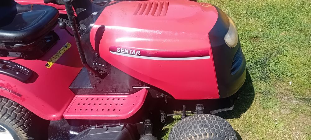 Tractor corta 19cv sem cesto de recolha