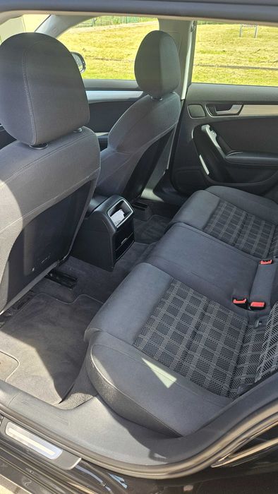 Audi a4 b8 2.0 TDI 2011r