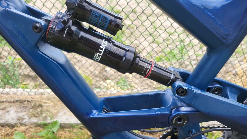 Обміняю амортизатор rockshox super Deluxe R (Fox DVO rockshox)