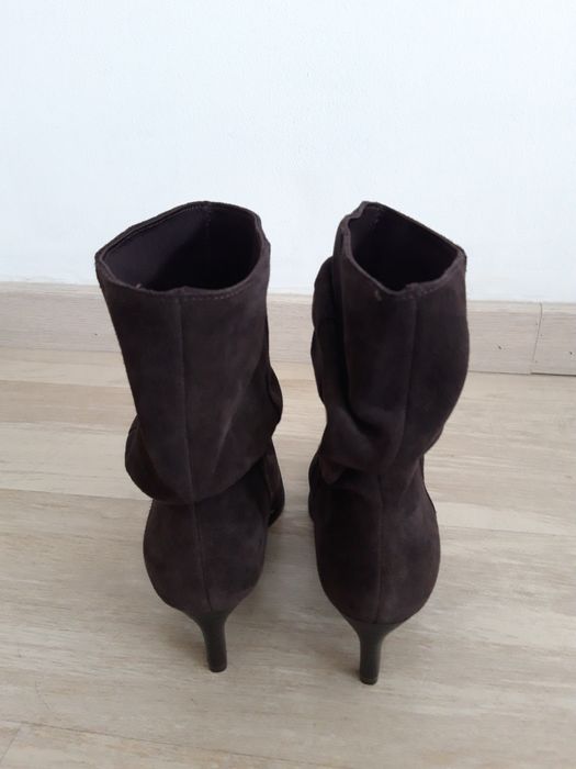 Botas castanhas da Stradivarius