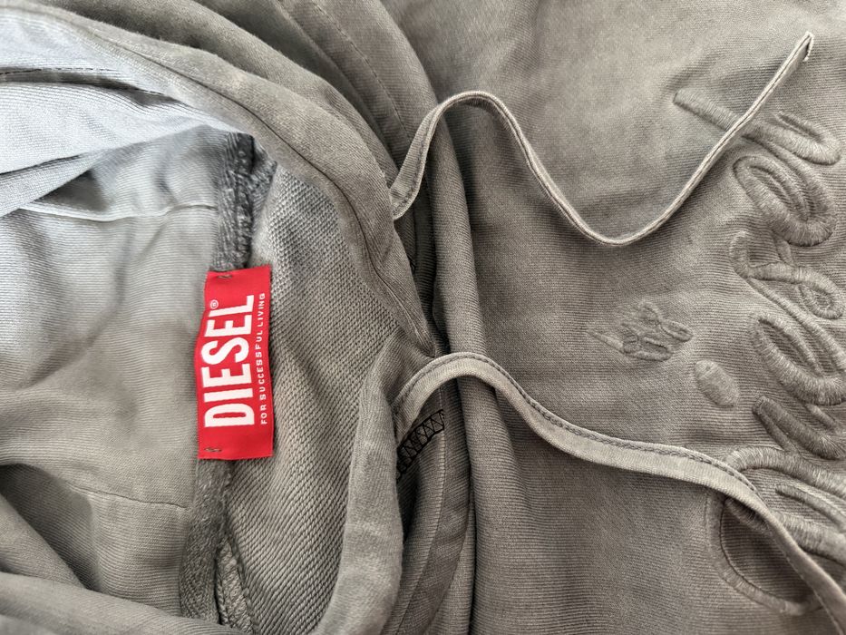 Світшот Diesel.