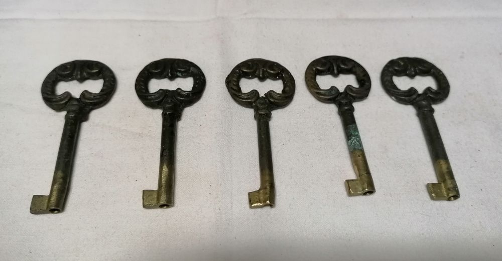 Chaves  antigas várias