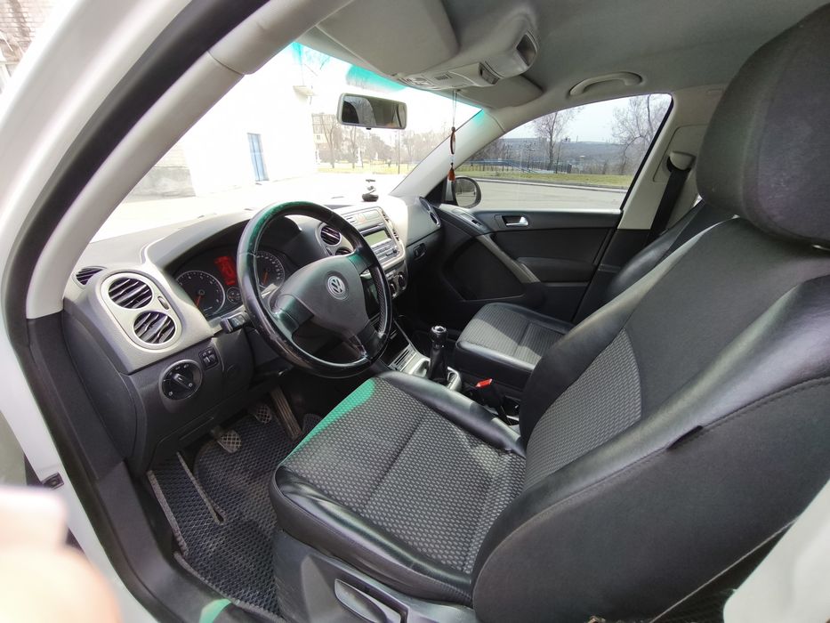 Volkswagen Tiguan 2.0 TSI