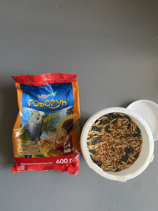 Корм для хвилястих папуг з вітамінами та мінералами 600 г Хоббі міл