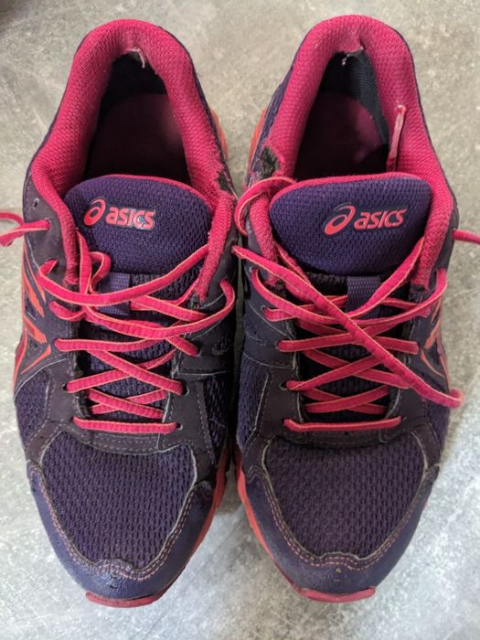 Кросівки для дівчинки Asics Gore-tex 35р