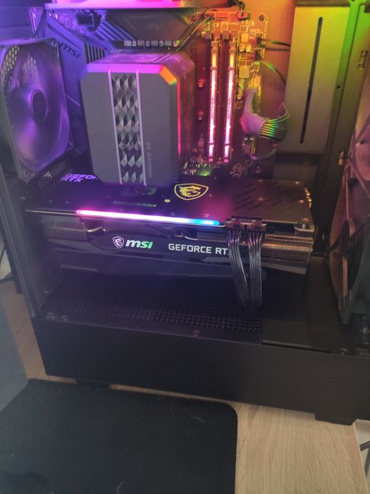 MSI RTX 3060 ti Gaming Z trio