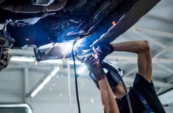 Зварювальні роботи Авто / сварочные работы авто / сварка / зварювальні