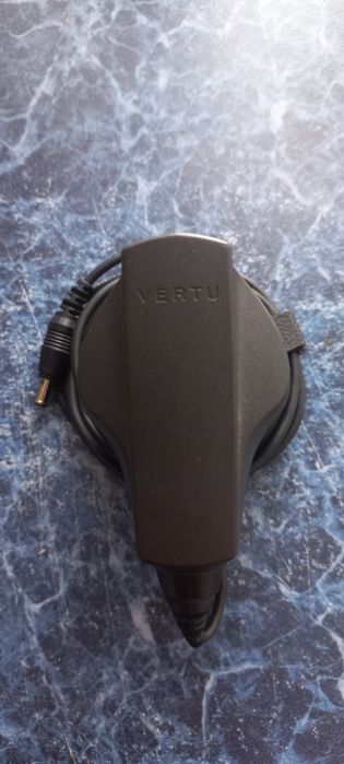 Зарядка VERTU ACP-12xv. Под английскую вилку. Оригинал!