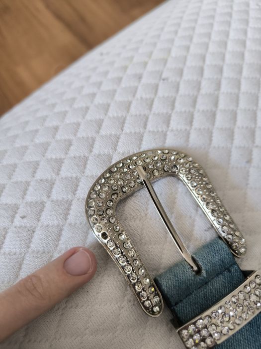 Croute De Cuir pasek damski niebieski kryształki ćwieki 85 aa'la jeans ozdobny