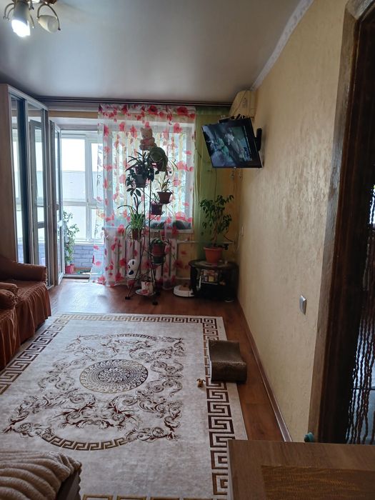 Черноморск продажа 1ком.кв.центр общ-33. Южная сторона