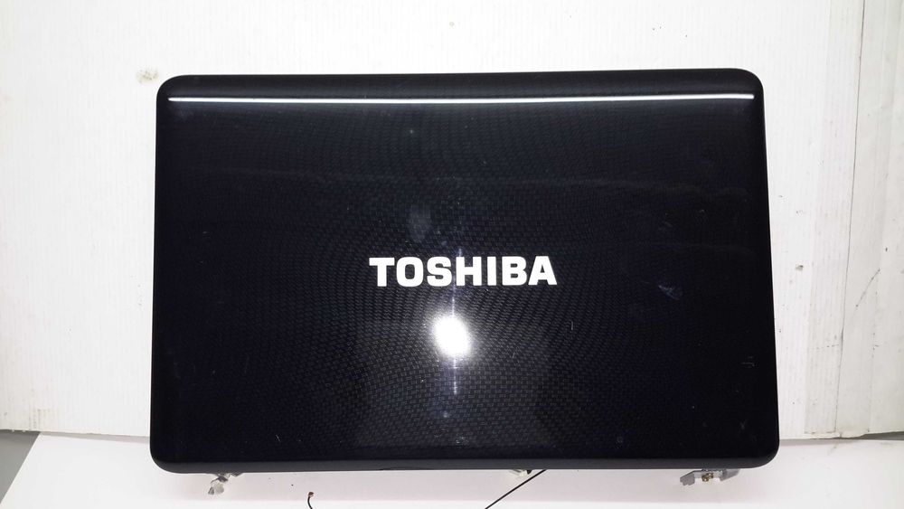 Fully Functional Laptop Screens.64739572587650121