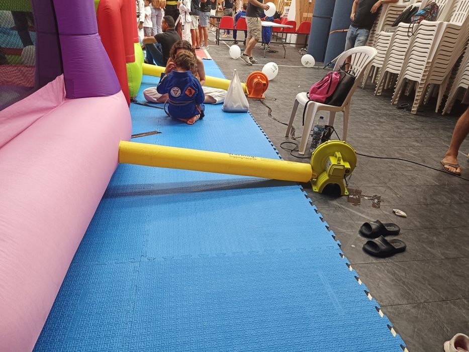 Insuflável Castelo usado sem motor