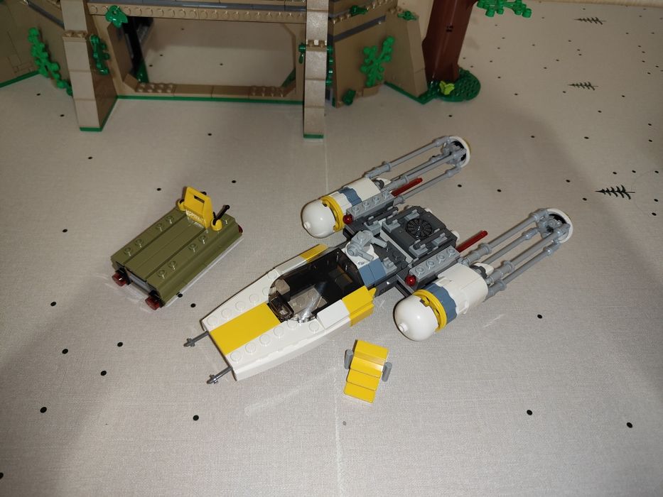 LEGO Star Wars База повстанців Явін 4 (75365)