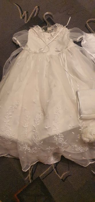 Ubranko do chrztu dla dziewczynki