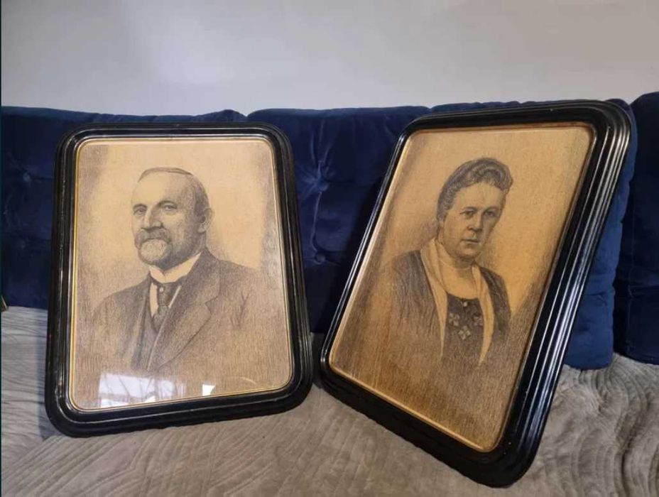Przedwojenny obraz,ołówek,portret,rama stojąca,cena za 2 sztuki