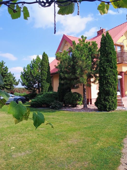 Sprzedam dom na działce  2736 m2