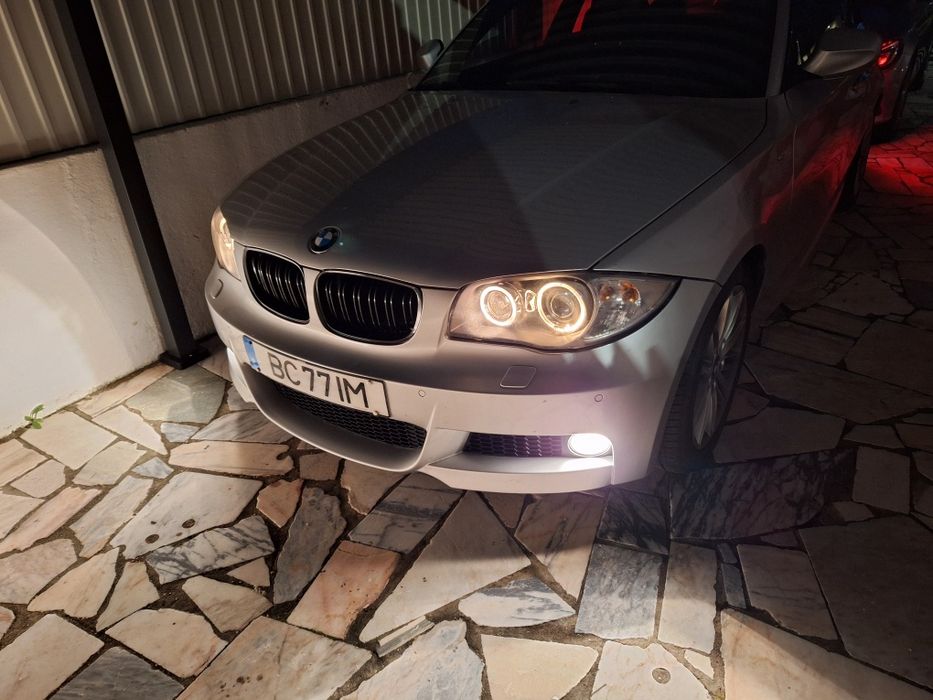 BMW 123D bi-turbo 204 cv sem nada a fazer