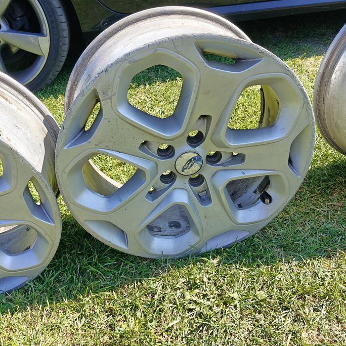 Felgi ford 5x108 8jx18 et55