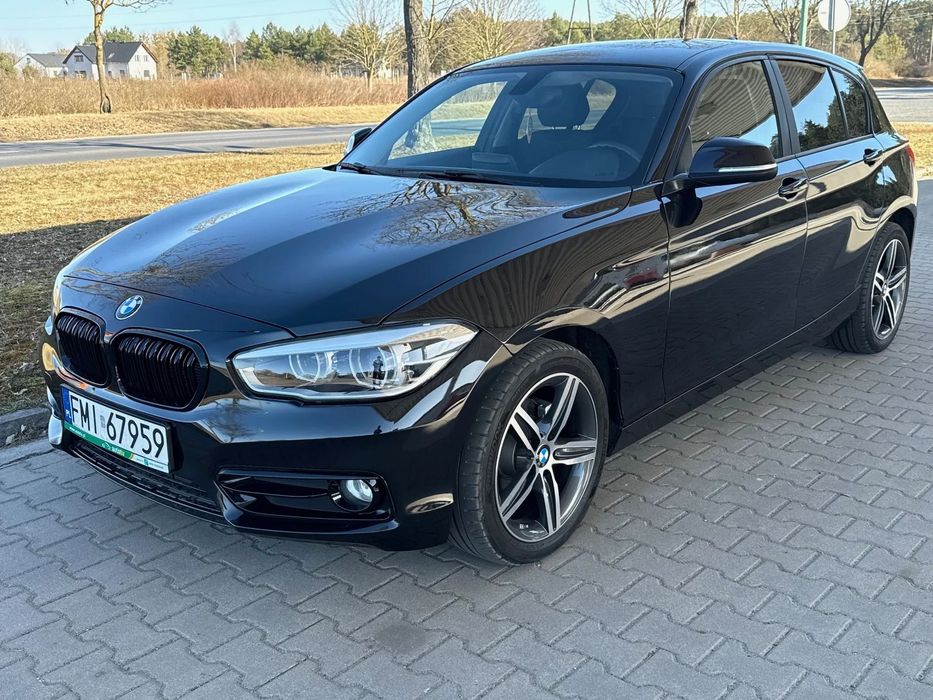 BMW Seria 1 Hak! Automat! Lampy LED! Nawigacja!