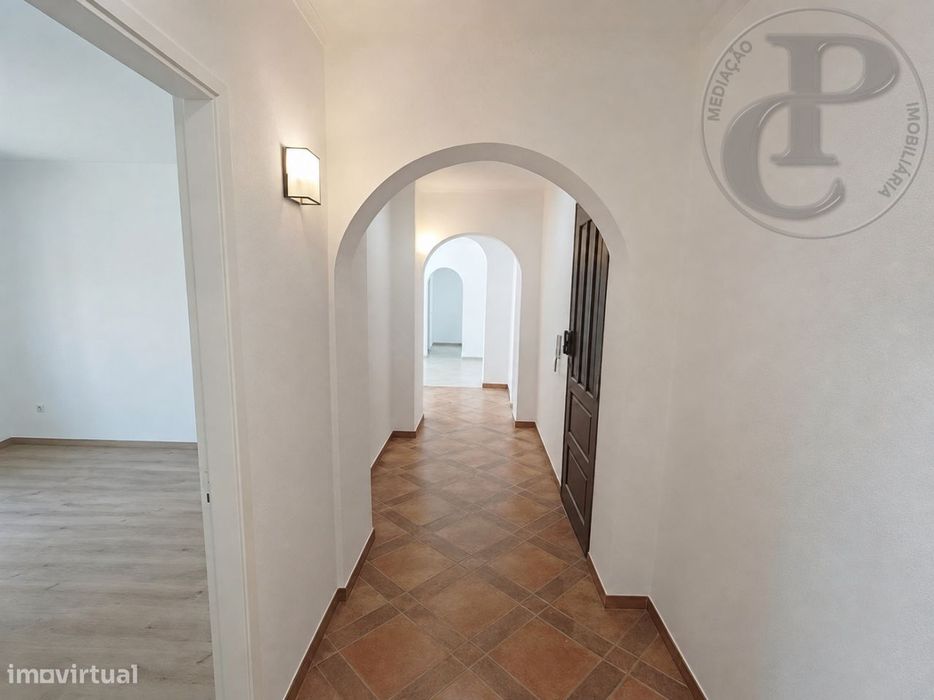 Apartamento T4 na Cruz de Pau
