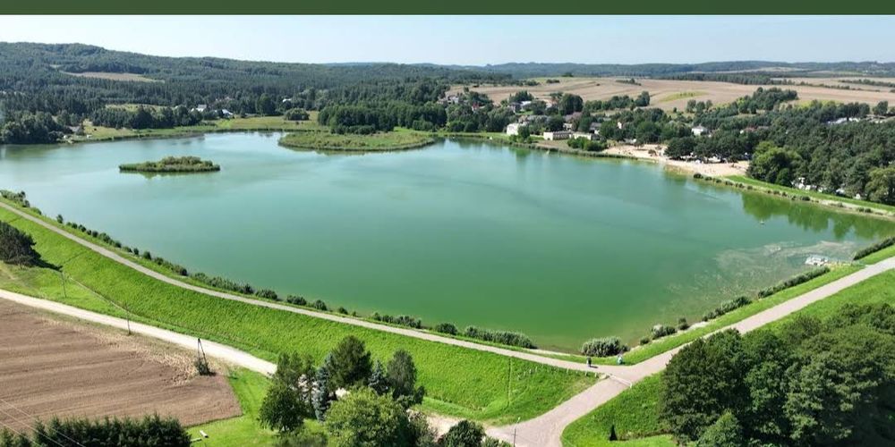 Sprzedam działkę nad zalewem Siamoszyce/Przyłubsko