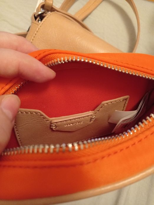 Torebka crossbody z kosmetyczką 2w1 Parfois