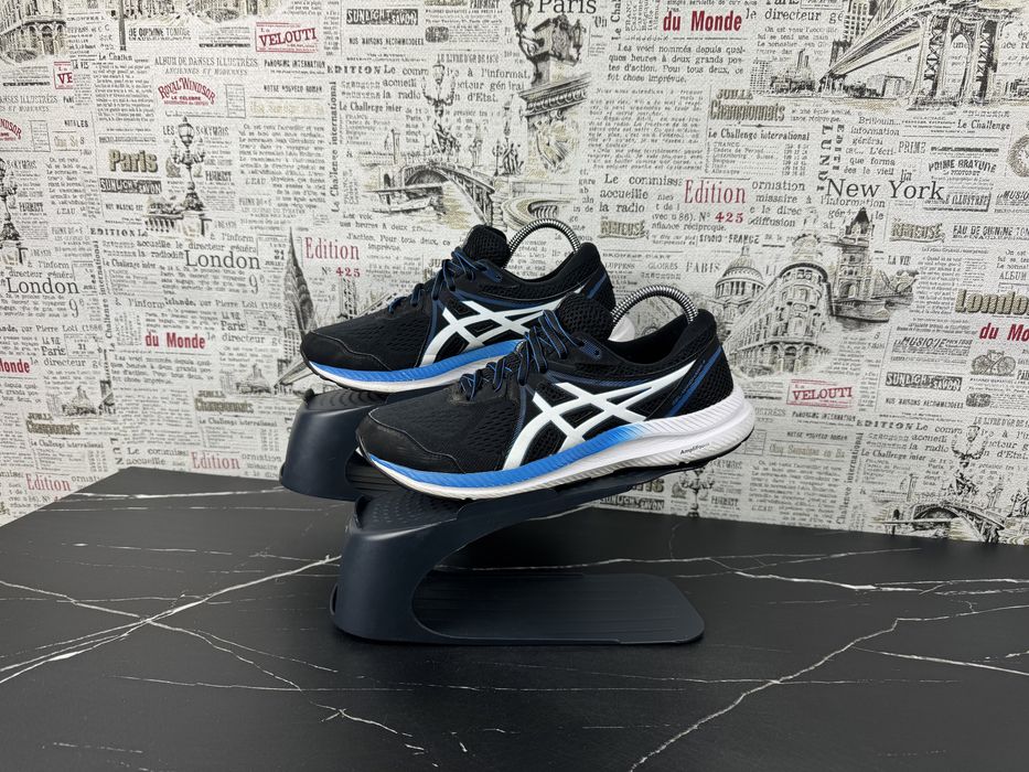 Кросівки Asics GEL-WINDHAWK 4 Розмір 41.5 Взуття