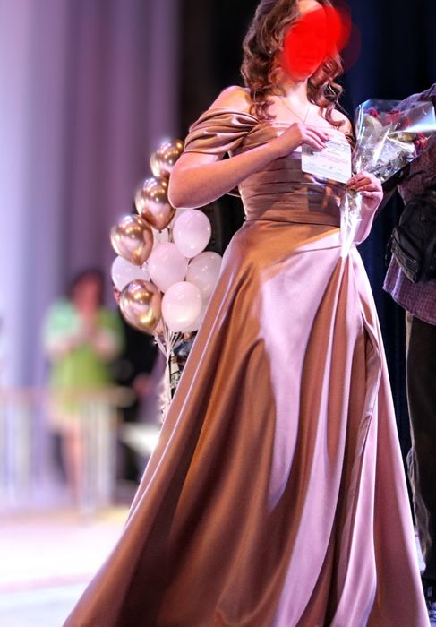 Випускна сукня 46 розмір