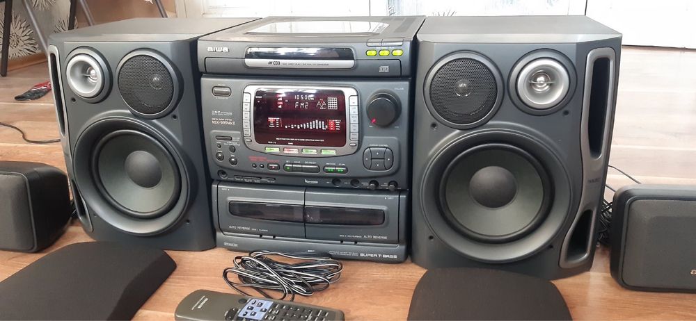 Музикальний центр айва 999мк2