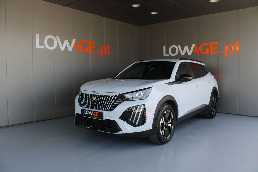 Peugeot 2008 1.2 PureTech Allure EAT8