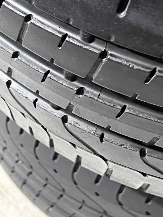 Pneus Pirelli Pzero - 225/35/19 - Como NOVOS