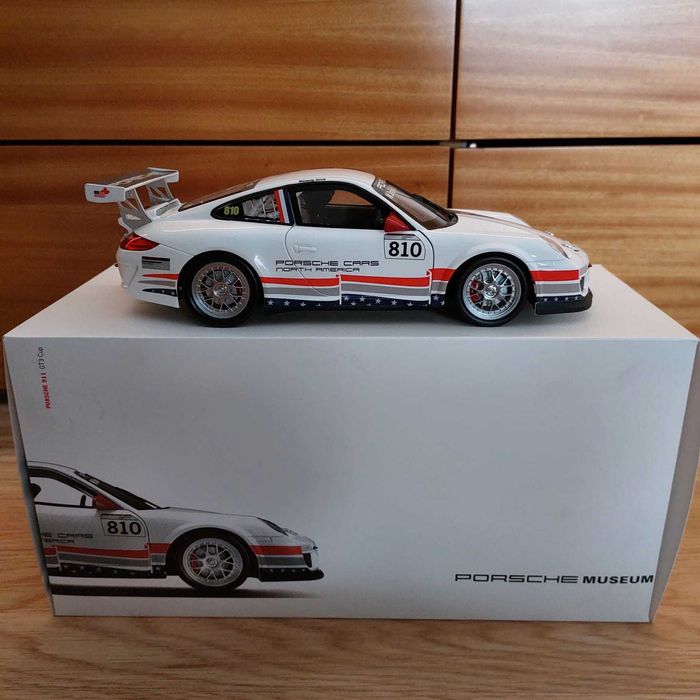 Porsche 911 997 GT3 CUP #810 "Porsche Museum" Welly 1:18