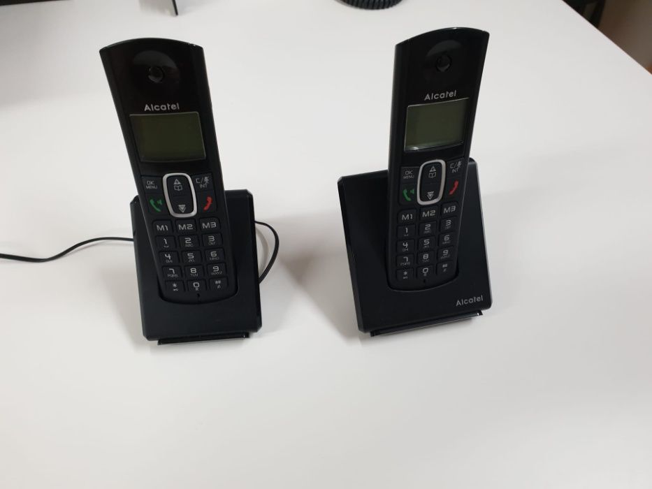 Mitel Central Telephone System and Digital Phones64729602449027123