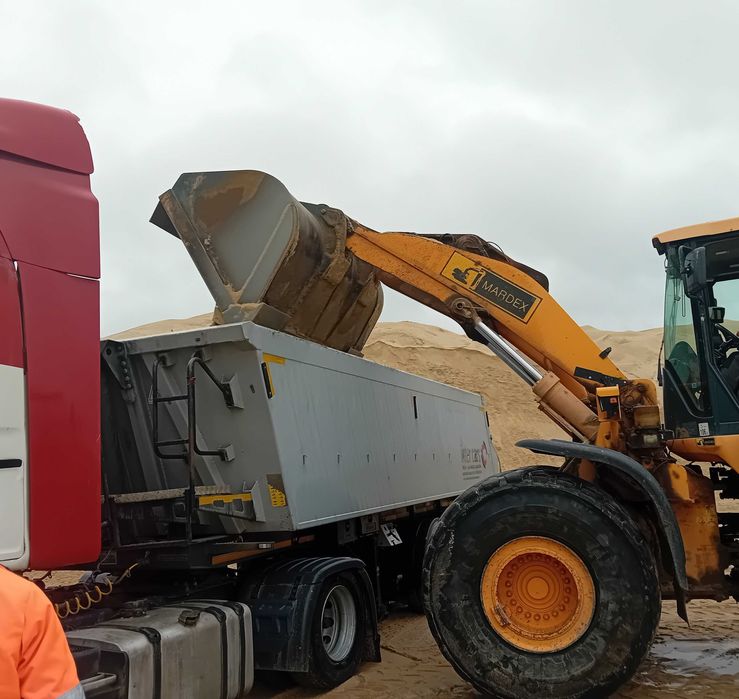 Usługi transportowe wywrotka z Hds