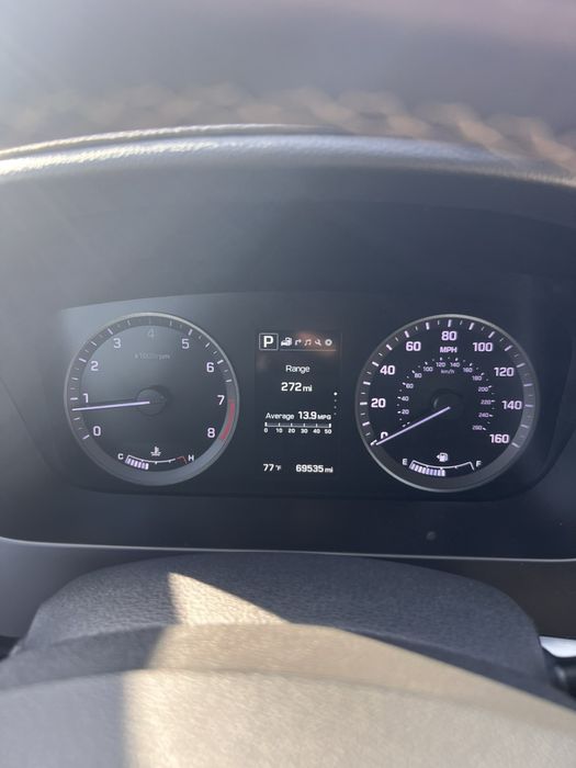 Продам автомобиль Hyndai Sonata