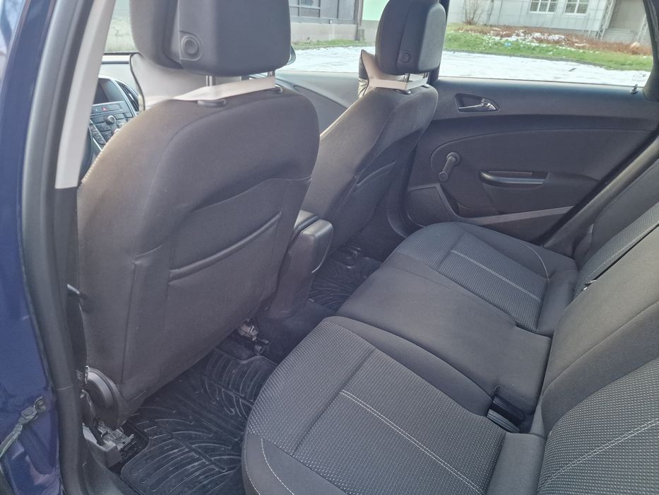 Opel Astra J 2013 1.7