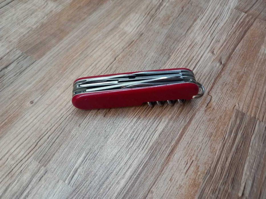 Victorinox Huntsman