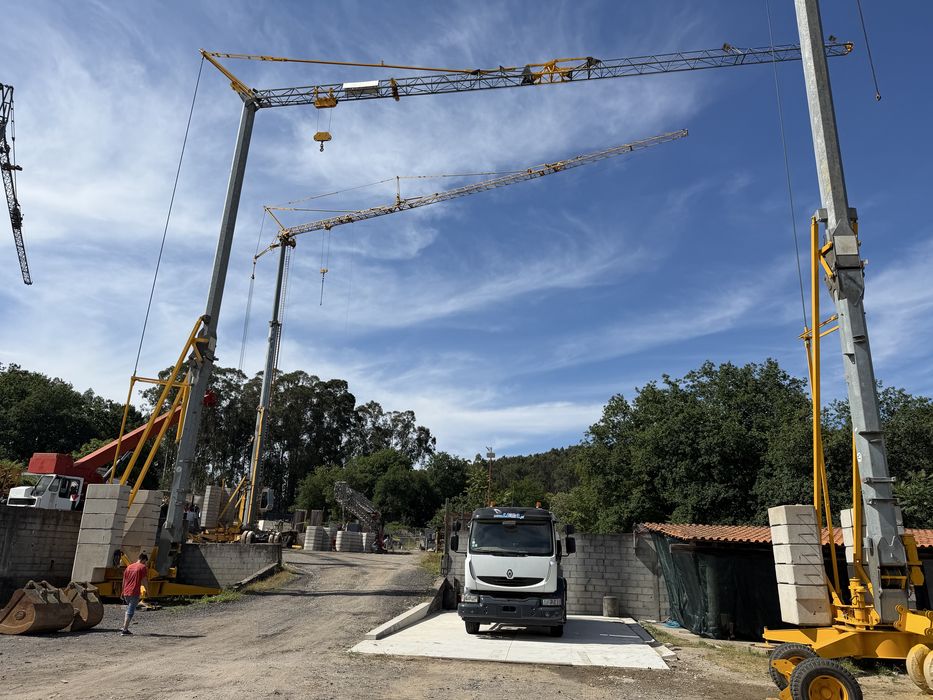 Grua automentante potain hdt70 -45m