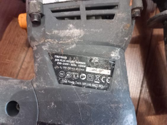Młotowiertarka TITAN TTB631SDS PLUS 1500