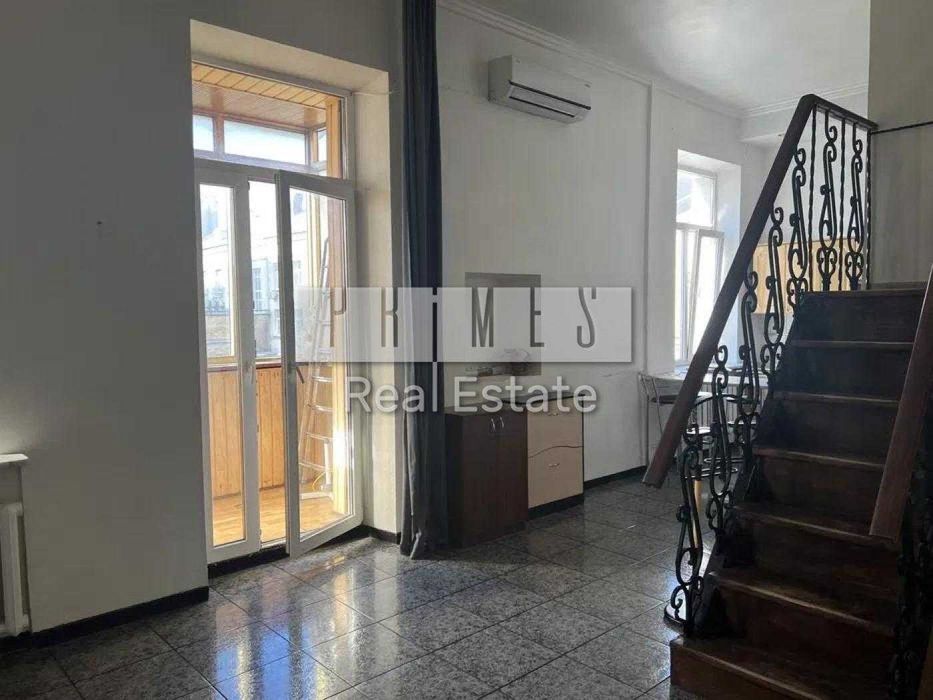 Продаж дворівневої квартири, в. Басейна 1/12, Площа Українських Героїв