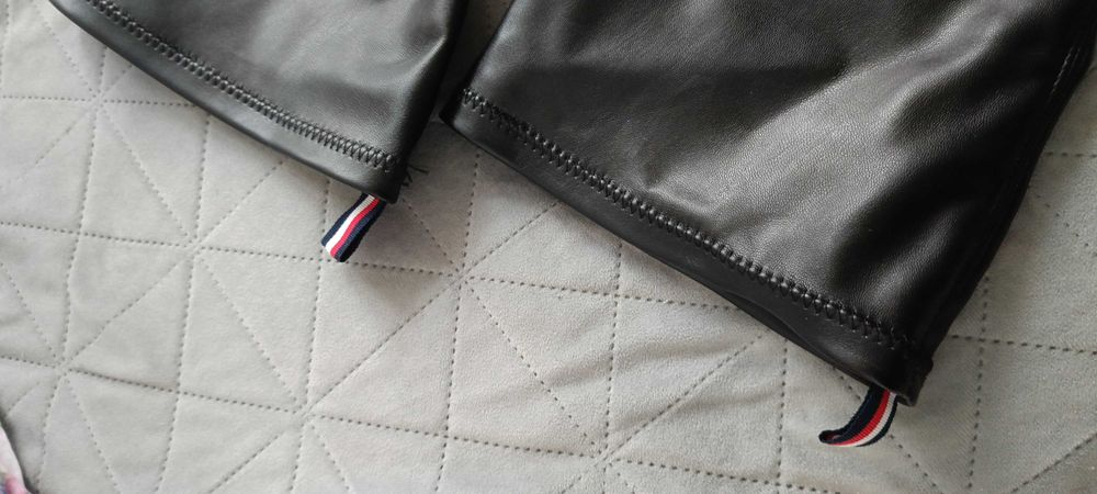 Tommy Hilfiger muszkieterki za kolano 41 skóra