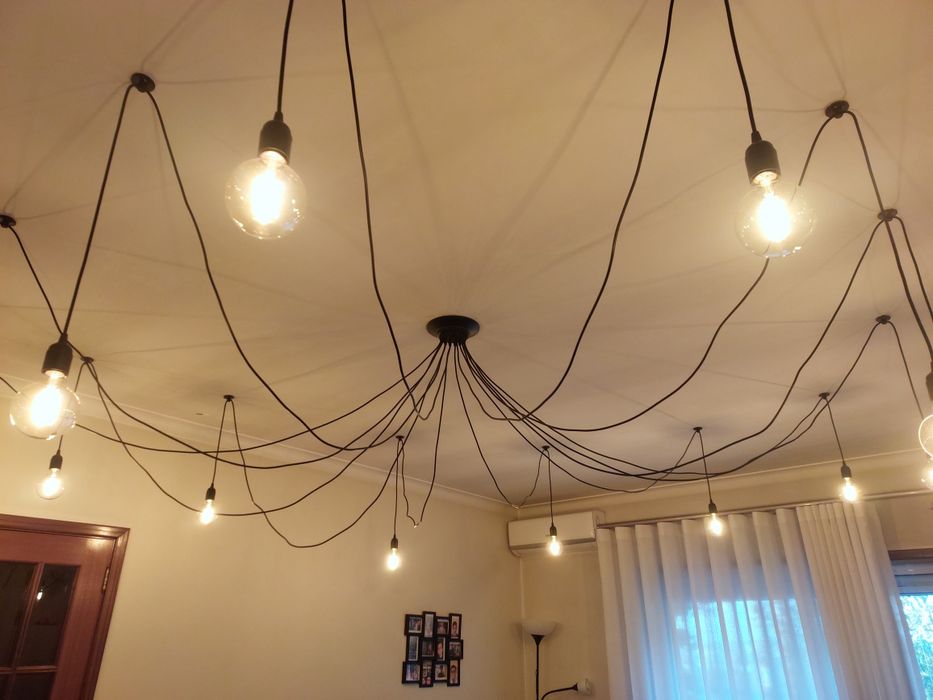 Aranha de teto boa iluminação