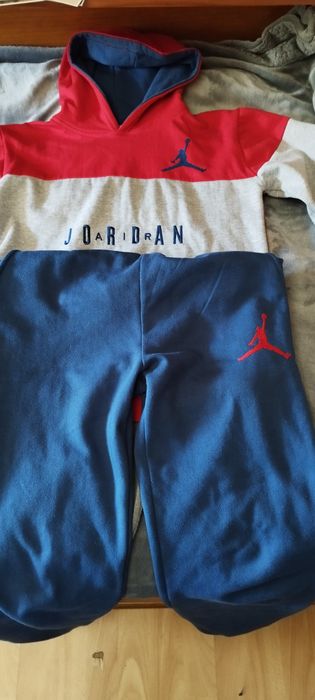 Fato de treino de menino