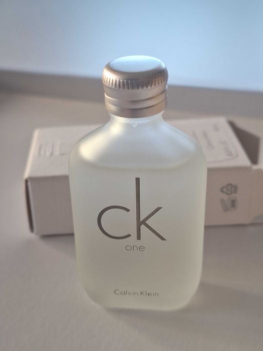 Calvin Klein One miniatura perfum