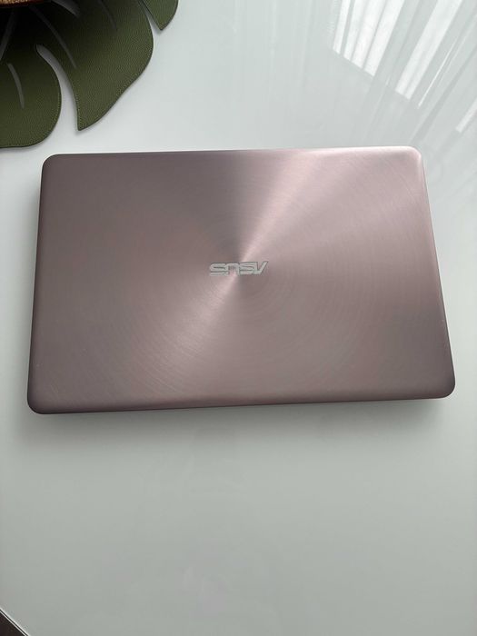 Ноутбук Asus Zenbook UX510U