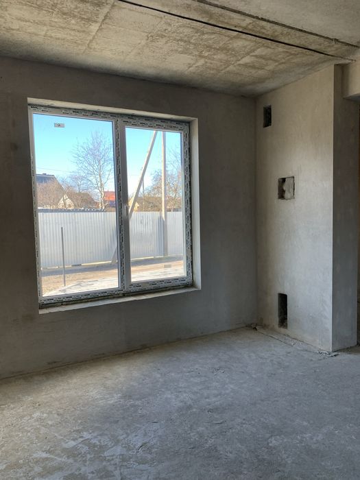 Квартира /таунхаус/ будинок  поруч центру міста , ЄОселя