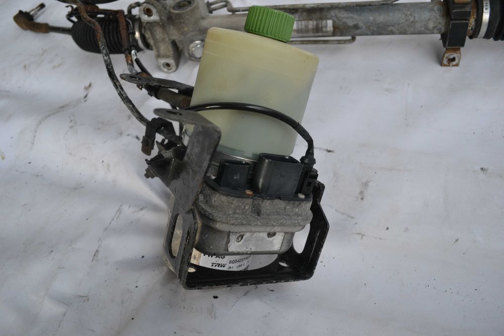 ЄГУР насос гидроусилителя руля skoda fabia 2 2007-2010 TRW