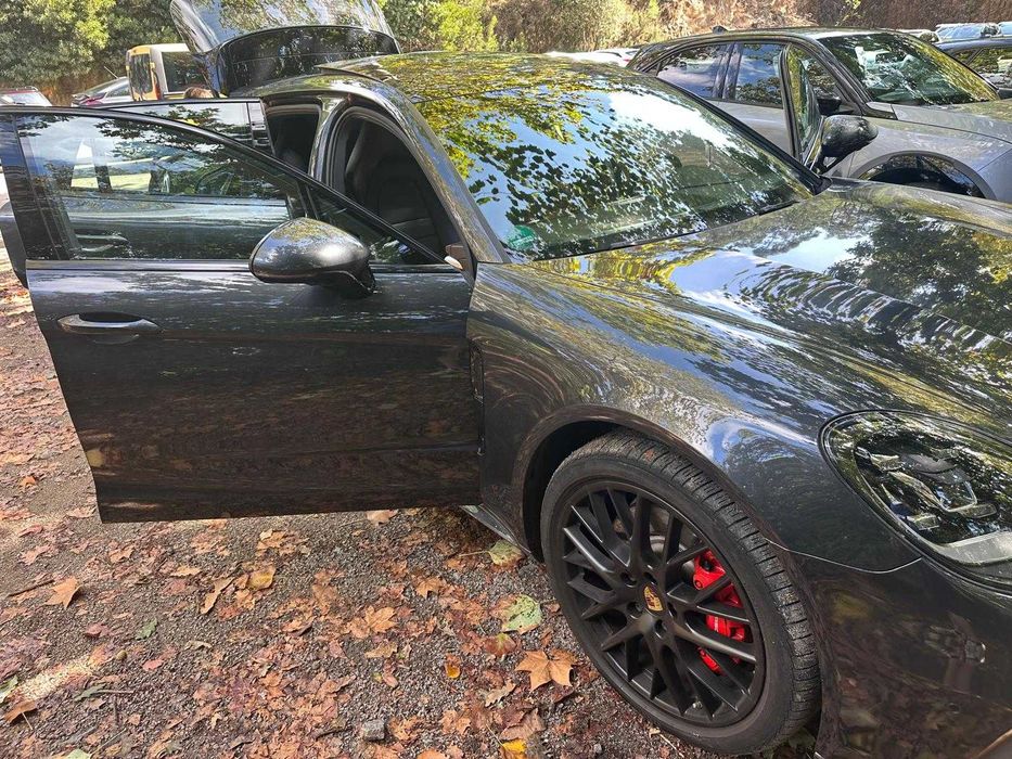 Porsche Panamera Sport Turismo Turbo S E-Hybrid — photo 3