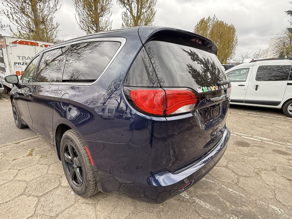 Chrysler Pacifica 3.6 keyless kamera cofania
